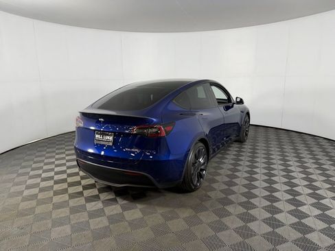 Used 2024 Tesla Model Y Performance AWD/4WD image 4