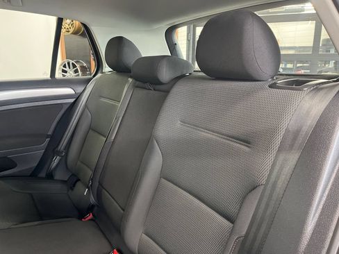 Used 2016 Volkswagen Golf S FWD image 45