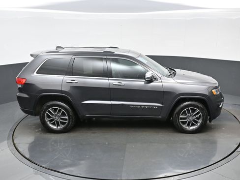 Used 2018 Jeep Grand Cherokee Limited AWD/4WD image 40