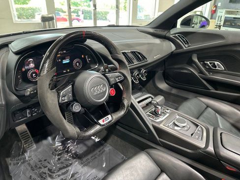Used 2020 Audi R8 V10 w/ 20" Wheel Package AWD/4WD image 45