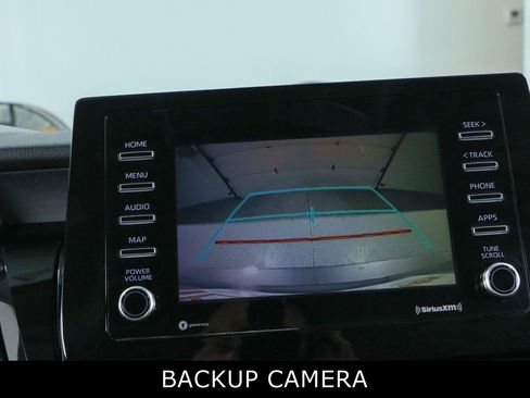 Used 2022 Toyota Camry SE FWD image 18