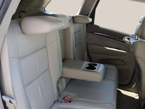 Used 2012 Jeep Grand Cherokee Laredo RWD image 17
