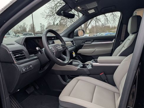 New 2026 GMC Terrain Elevation w/ Elevation Premium Package image 39