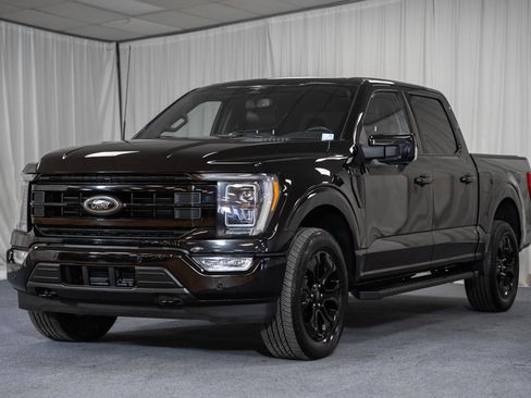 Used 2023 Ford F150 Lariat w/ Equipment Group 502A High image 3