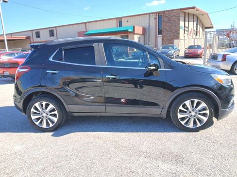 Used 2018 Buick Encore Sport Touring image 8