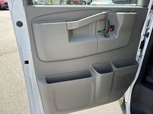 New 2025 Chevrolet Express 2500 w/ Driver Convenience Package RWD image 19