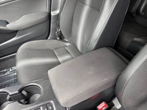 Used 2023 Honda Civic Sport image 14