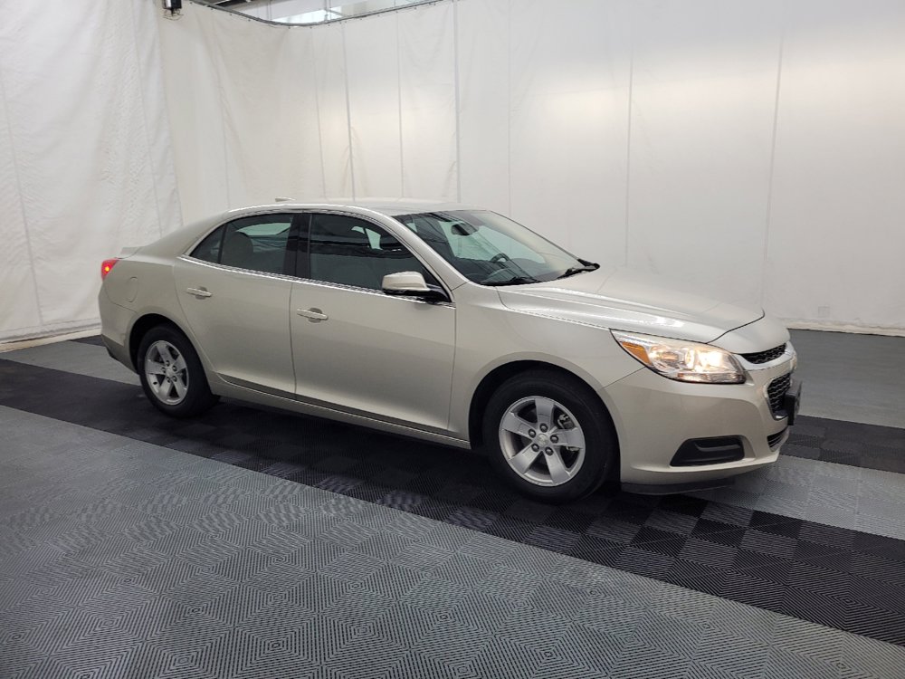 Used 2016 Chevrolet Malibu LT FWD image 11