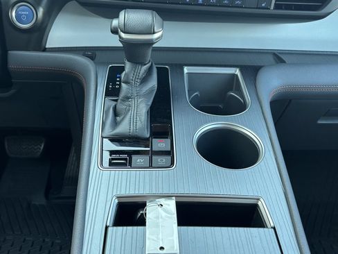 Used 2021 Toyota Sienna XSE FWD image 18