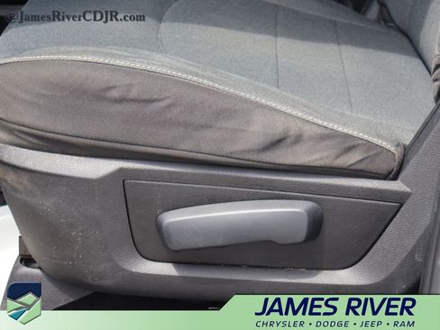 Used 2022 RAM 1500 Classic Warlock AWD/4WD image 23