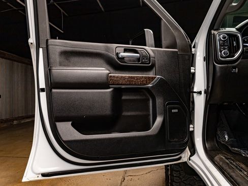 Used 2021 GMC Sierra 2500 Denali w/ Denali Ultimate Package image 28