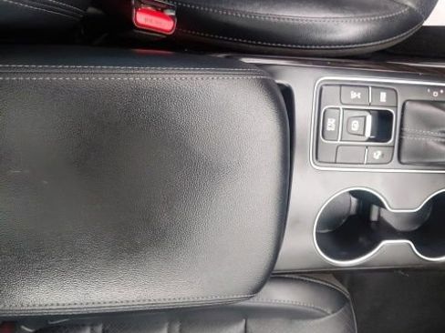 Used 2020 Kia Sorento EX AWD/4WD image 14