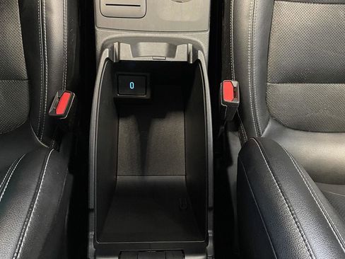 Used 2020 Ford Escape Titanium w/ Titanium Premium Package 2.0 image 38