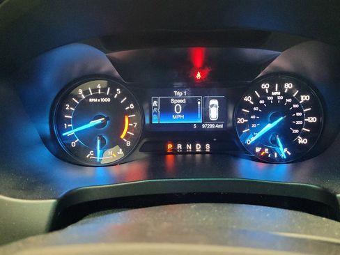 Used 2017 Ford Explorer FWD image 23