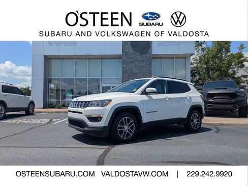 Used 2018 Jeep Compass Latitude w/ Popular Equipment Group FWD image 1