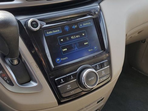 Used 2015 Honda Odyssey EX-L image 23