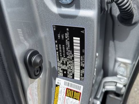 Used 2023 Toyota Highlander XLE FWD image 51