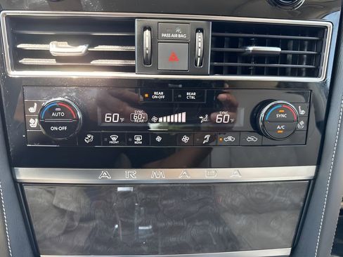 Used 2024 Nissan Armada Platinum w/ Captain's Chairs Package image 21