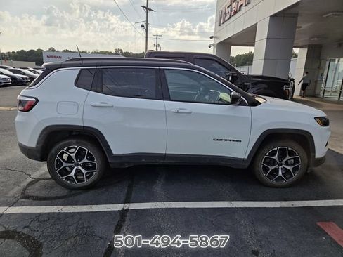 Used 2026 Jeep Compass Limited AWD/4WD image 4