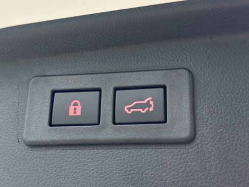 Certified 2025 Subaru Outback Premium AWD/4WD image 13