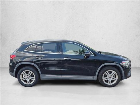 Used 2022 Mercedes-Benz GLA 250 4MATIC image 3