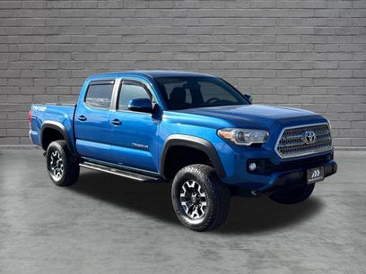 Used 2017 Toyota Tacoma TRD Off-Road w/ Tow Package (A/T)