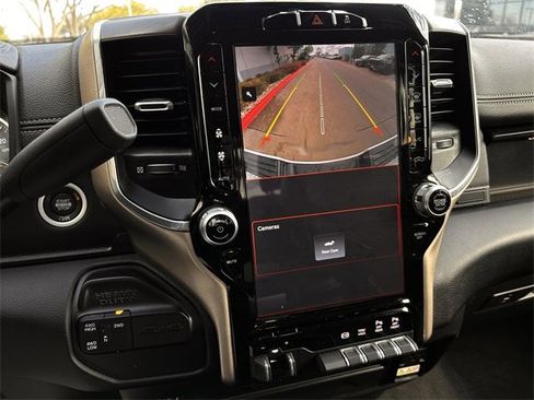 Used 2024 RAM 2500 Laramie image 19