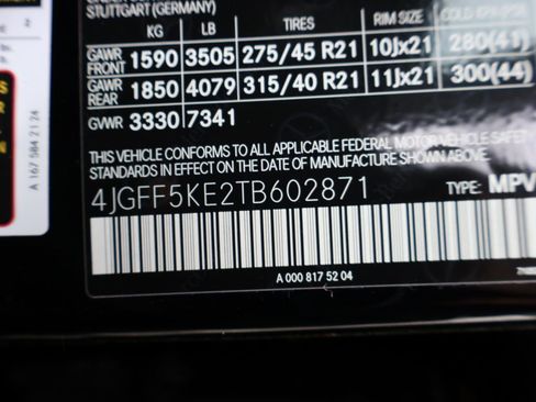 New 2026 Mercedes-Benz GLS 450 4MATIC image 40
