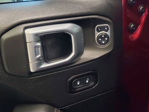 Used 2021 Jeep Wrangler Unlimited Rubicon w/ Dual Top Group image 16