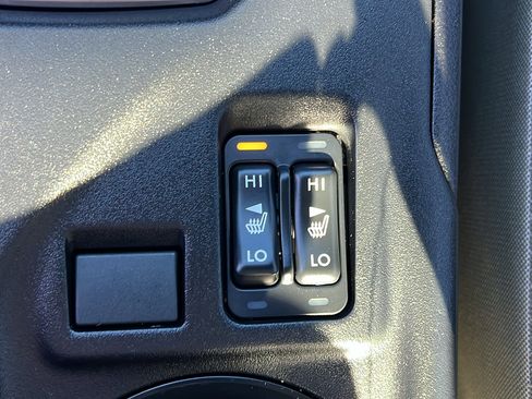 Used 2023 Subaru Impreza Premium w/ Popular Package #3 image 19