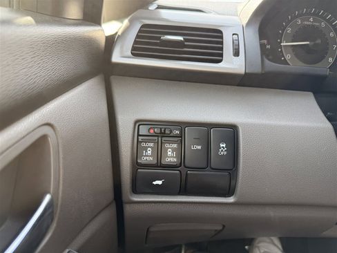 Used 2017 Honda Odyssey EX-L image 20