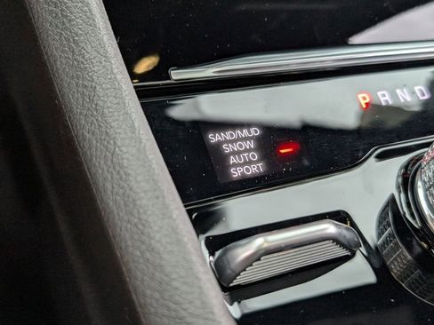 New 2025 Jeep Grand Cherokee Limited image 21