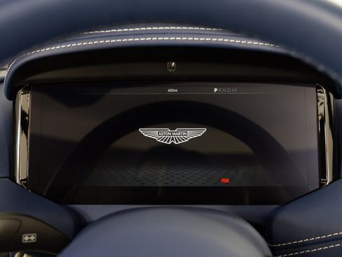 Used 2025 Aston Martin DB12 Convertible RWD image 8