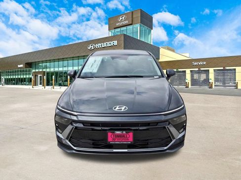 Certified 2026 Hyundai Sonata SE FWD image 2