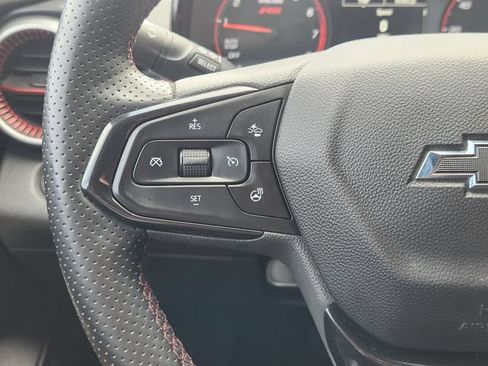 Used 2024 Chevrolet Trax RS w/ Driver Confidence Package FWD image 27