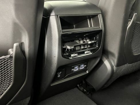 Used 2023 Jeep Grand Cherokee Altitude AWD/4WD image 28