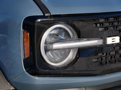 Used 2025 Ford Bronco Outer Banks image 16