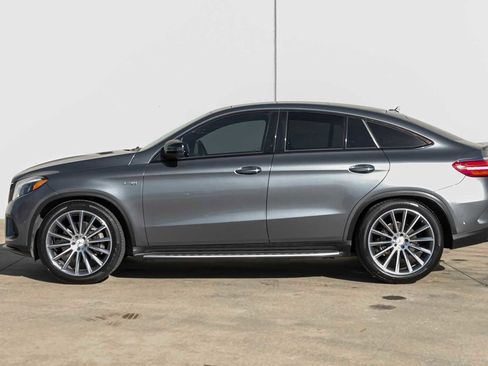 Used 2019 Mercedes-Benz GLE 43 AMG AMG GLE 43 image 12