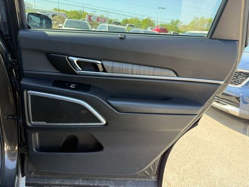 Certified 2024 Kia Telluride EX FWD image 17