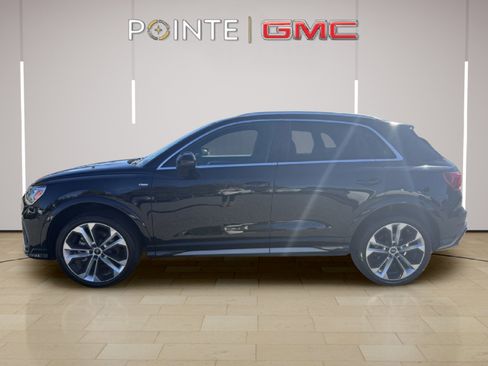 Used 2021 Audi Q3 2.0T Premium Plus w/ Premium Plus Package image 10