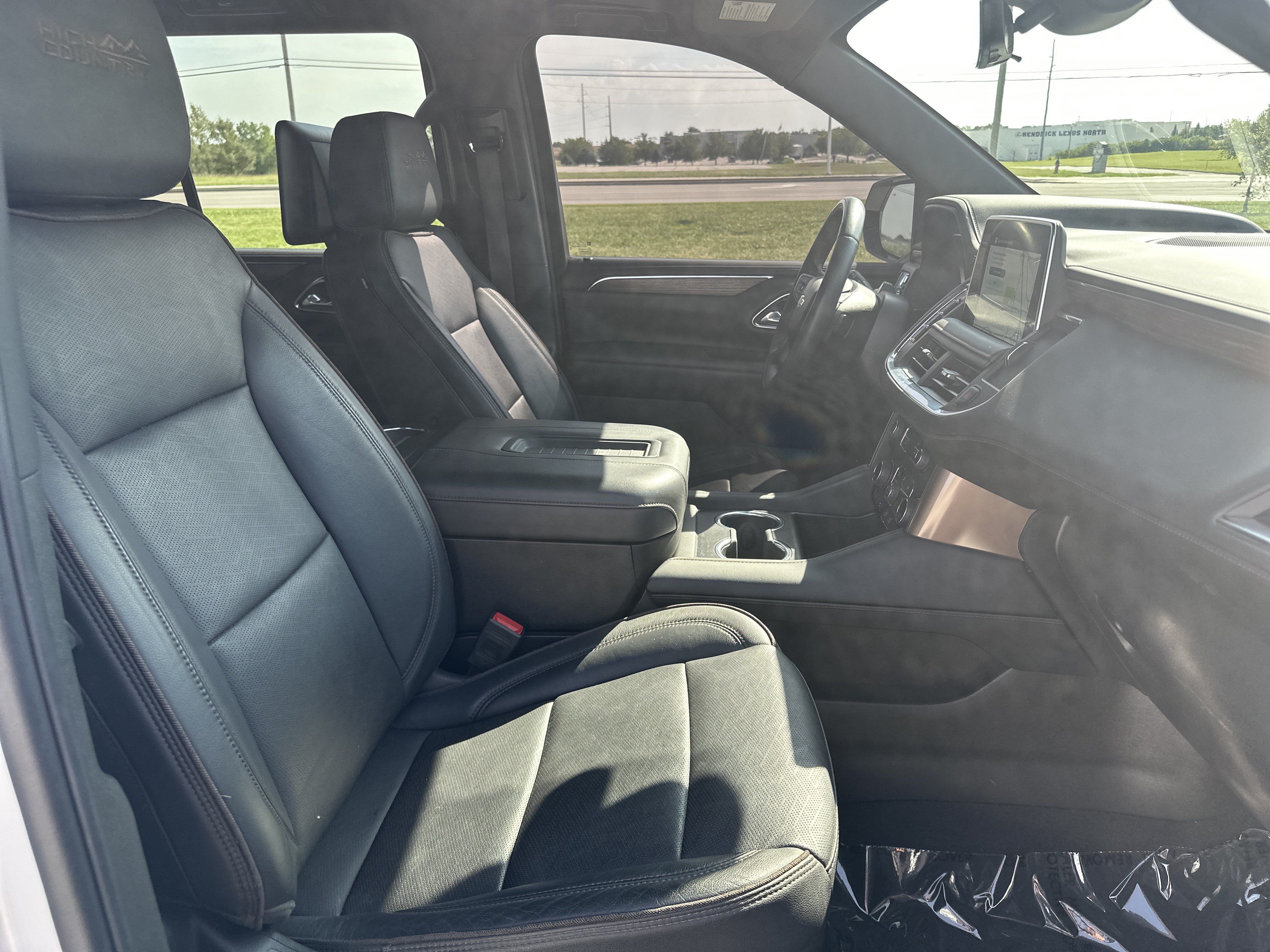 Used 2023 Chevrolet Tahoe High Country w/ Advanced Technology Package AWD/4WD image 37