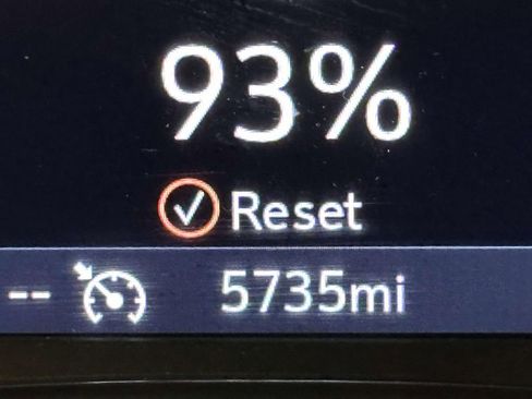 Used 2023 Chevrolet Traverse LT AWD/4WD image 31