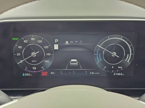 Certified 2023 Kia Niro Wind w/ Wind Preserve Package FWD image 12