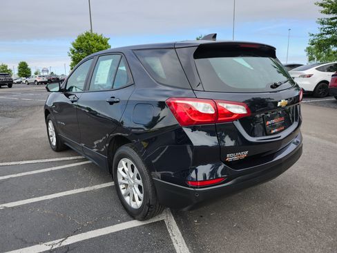 Used 2020 Chevrolet Equinox LS AWD/4WD image 14