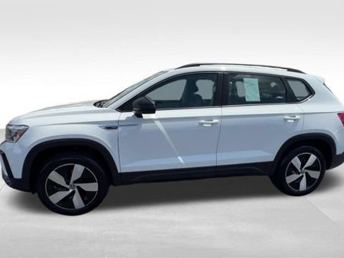 Used 2024 Volkswagen Taos S AWD/4WD image 3