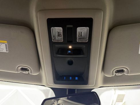 Used 2018 RAM 2500 Laramie w/ Convenience Group AWD/4WD image 15