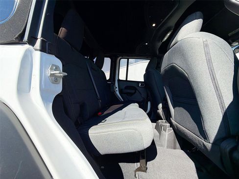 Used 2024 Jeep Wrangler Sport S image 25