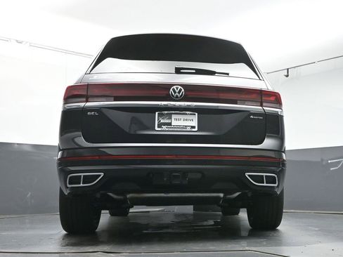 New 2025 Volkswagen Atlas SEL Premium R-Line image 38