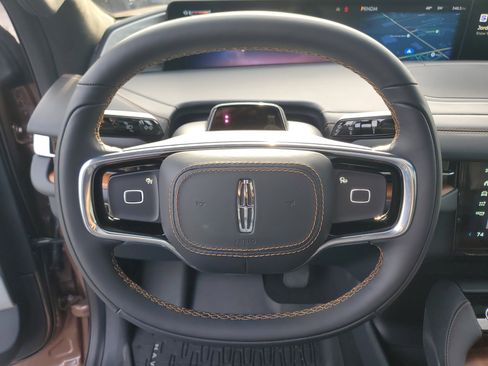 New 2025 Lincoln Navigator Black Label image 16