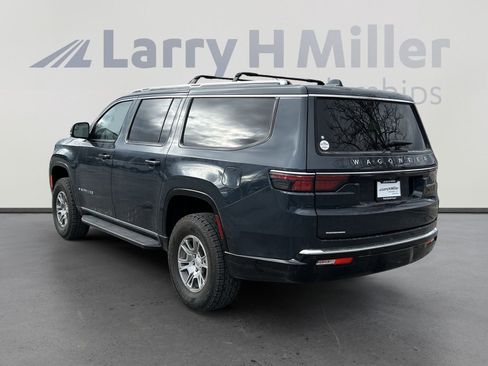 Used 2023 Jeep Wagoneer L 4WD image 6